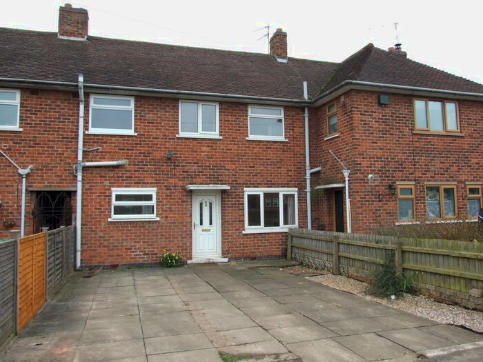 3 Bedroom Town House To Rent In Beaumont Road, Loughborough, LE11
