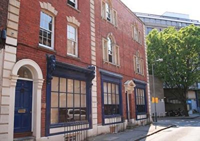 4 Bedroom Flat To Rent In Cumberland Street, Bristol, BS2