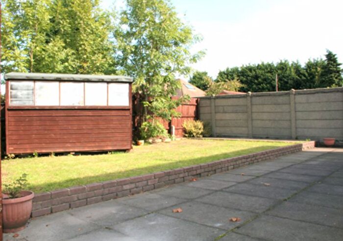 1 Bedroom Property To Rent In Brentwood Road, Romford, RM1