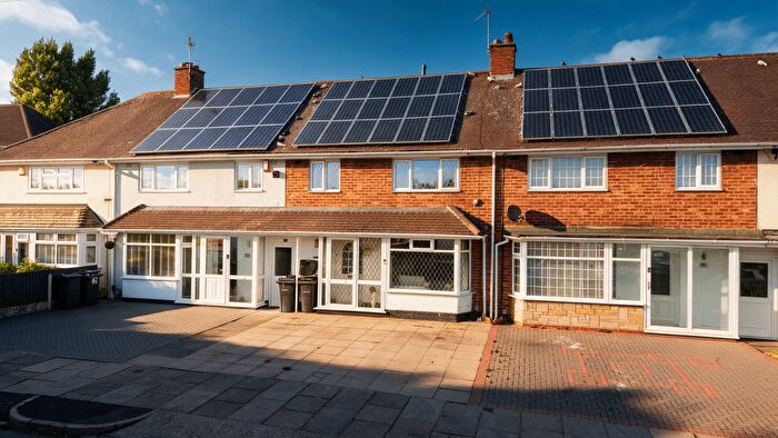 3 Bedroom Terraced House For Sale In Hall Hays Road, Birmingham, West Midlands, B34