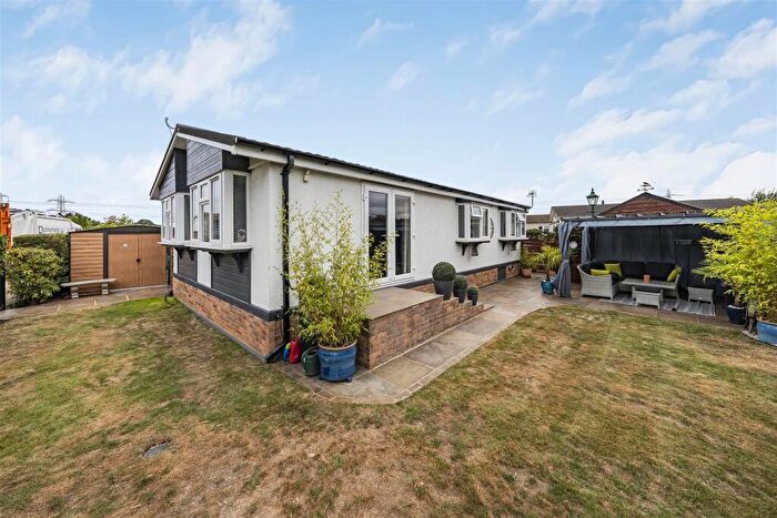 2 Bedroom Bungalow For Sale In New Site, Weybridge Park Estates, Addlestone, KT15