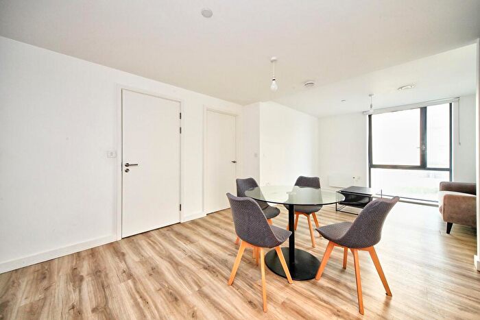 1 Bedroom Apartment To Rent In Viva Court, Kimpton Road, Luton, LU2