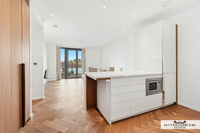 1 Bedroom Apartment For Sale In Ambassador Building, Embassy Gardens., SW11