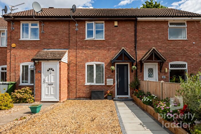 2 Bedroom Terraced House For Sale In Lindley Close, Norwich, NR6