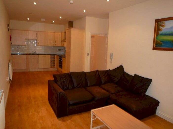 1 Bedroom Flat To Rent In Bute Street, Cardiff, CF10