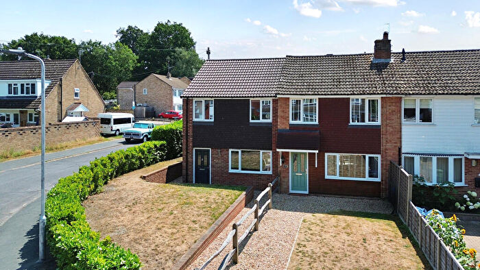 3 Bedroom Terraced House For Sale In Cheviot Road, Sandhurst, GU47