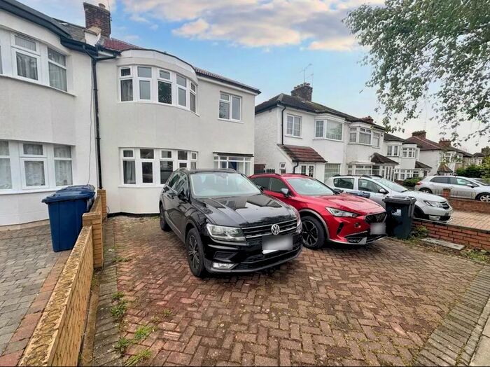 4 Bedroom Semi-Detached House To Rent In Highfield Avenue, Harrow, UB6
