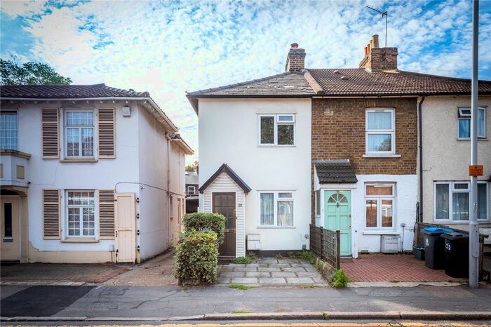 2 Bedroom End Of Terrace House To Rent In Cambridge Road, Kingston Upon Thames, KT1