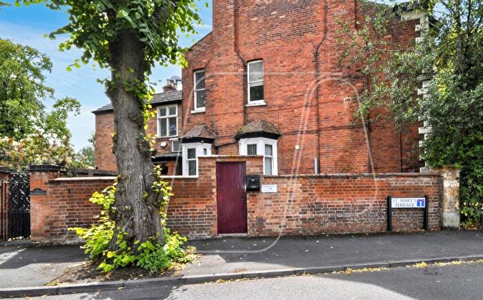 2 Bedroom Flat To Rent In St. Marys Road, Leamington Spa, CV31