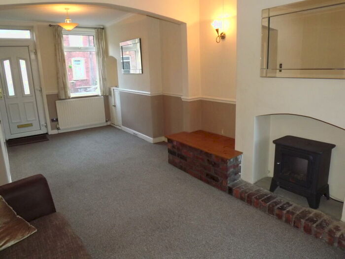 3 Bedroom House To Rent In Spencer Street, Barnton, CW8