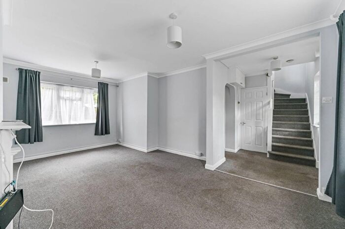 3 Bedroom Property To Rent In County Road, Thornton Heath, CR7