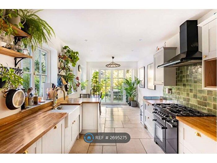 5 Bedroom Terraced House To Rent In Gloucester Road, London, N17