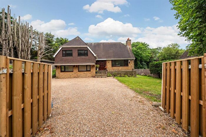 4 Bedroom Detached House To Rent In South Hill Avenue, Harrow, HA1