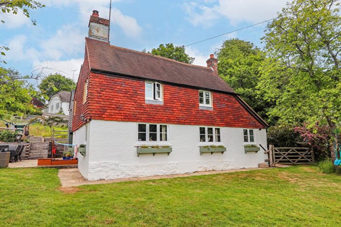 4 Bedroom Detached House For Sale In Netherfield Hill, Battle, TN33
