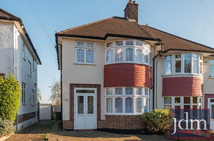 3 Bedroom Semi-Detached House To Rent In Crookston Road, London, SE9
