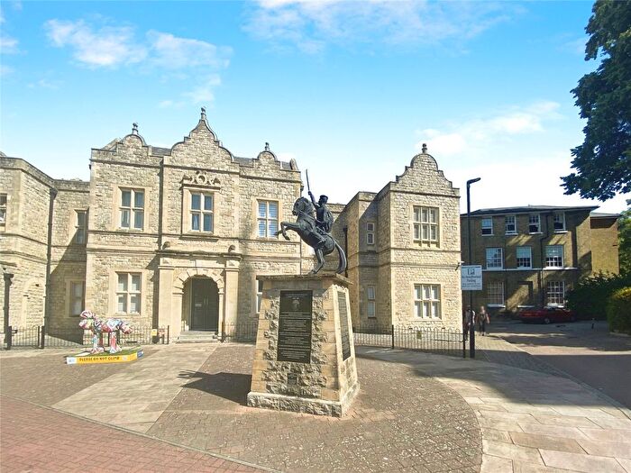 1 Bedroom Flat To Rent In Church Street, Maidstone, Kent, ME14
