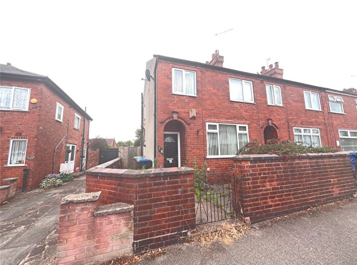 3 Bedroom Semi-Detached House To Rent In Eakring Road, Mansfield, NG18