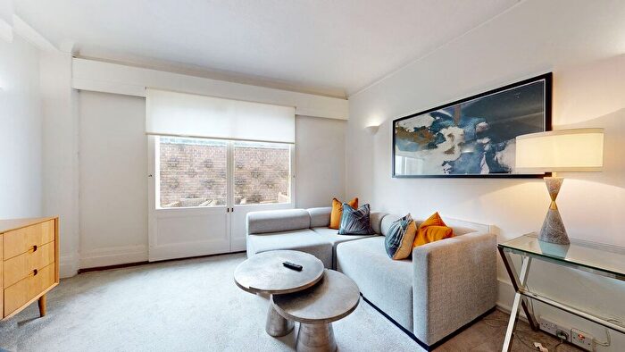 Studio To Rent In Fulham Park Road, London, SW6