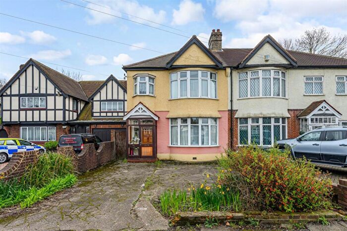 3 Bedroom Semi Detached House For Sale In Old Church Road, Chingford, E4