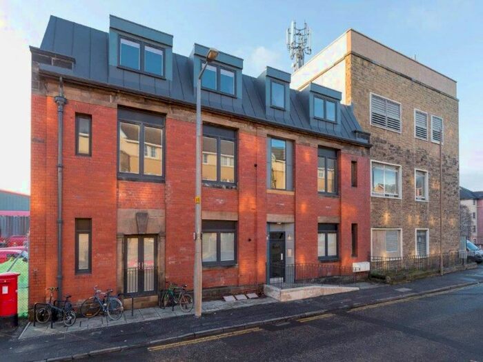 1 Bedroom Flat To Rent In Russell Road, Roseburn, Edinburgh, EH12