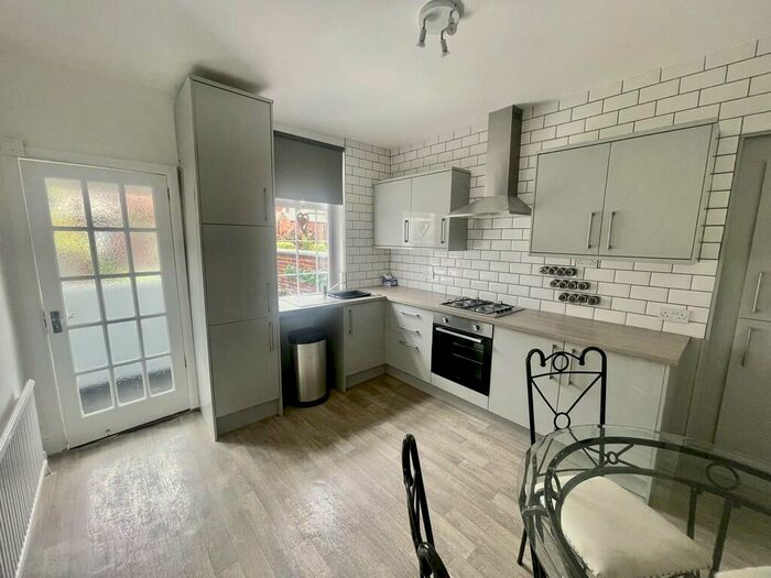 3 Bedroom Terraced House To Rent In Farndale Road, Hillsborough, S6