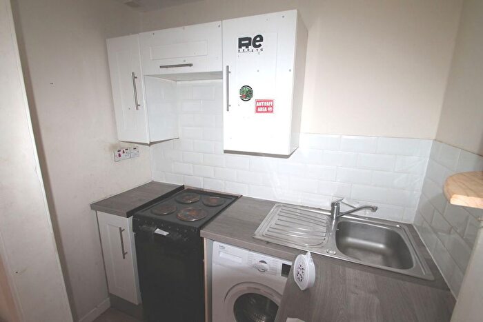 1 Bedroom Flat For Sale In -, Murdieston Street, Greenock, PA15