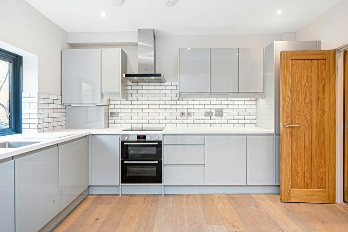 3 Bedroom Town House To Rent In Tuskar Street, London, SE10