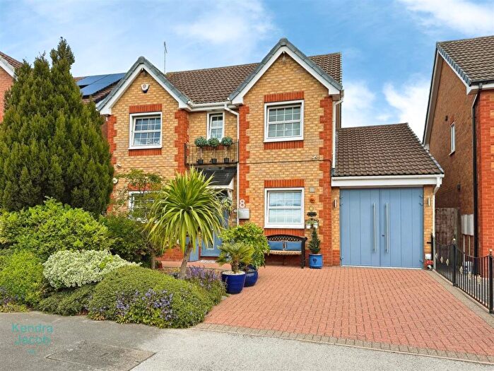 4 Bedroom Detached House For Sale In Goldcrest Rise, Gateford, Worksop, S81