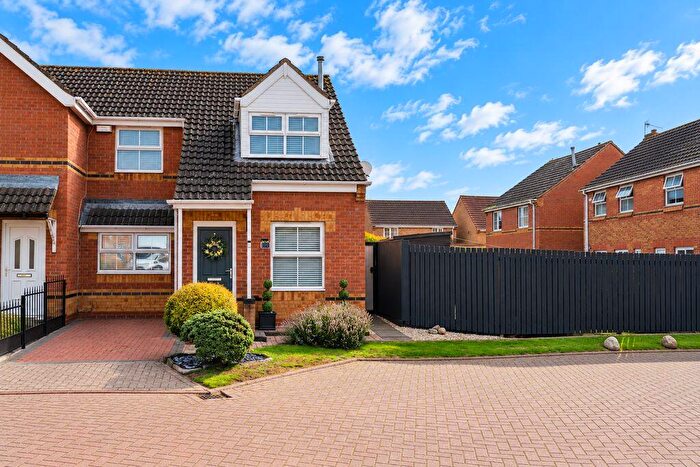 3 Bedroom Semi-Detached House For Sale In Lancaster Court, Scartho Top, DN33