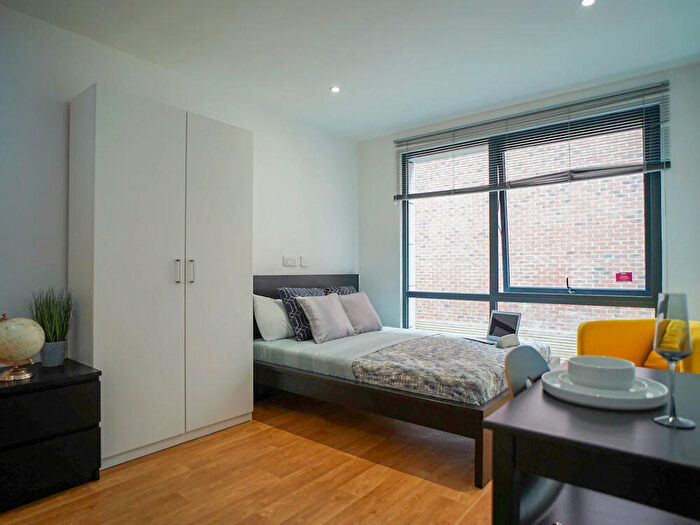 Studio To Rent In West Bar House, Furnace Hill, S3