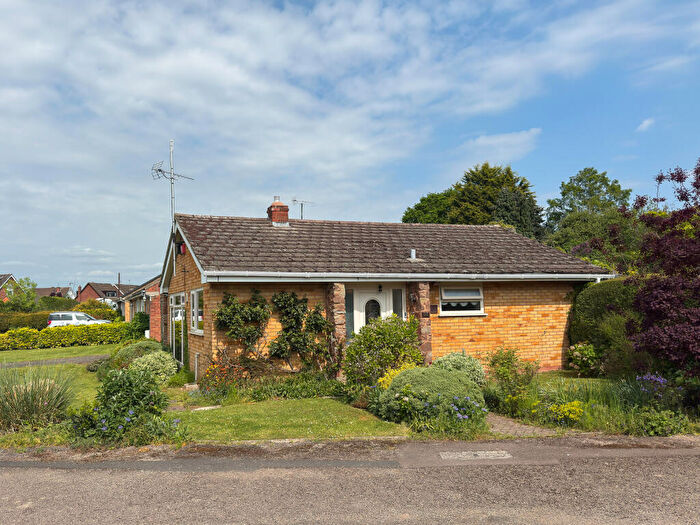 3 Bedroom Detached Bungalow For Sale In Poplar Road, Clehonger, Hereford, HR2