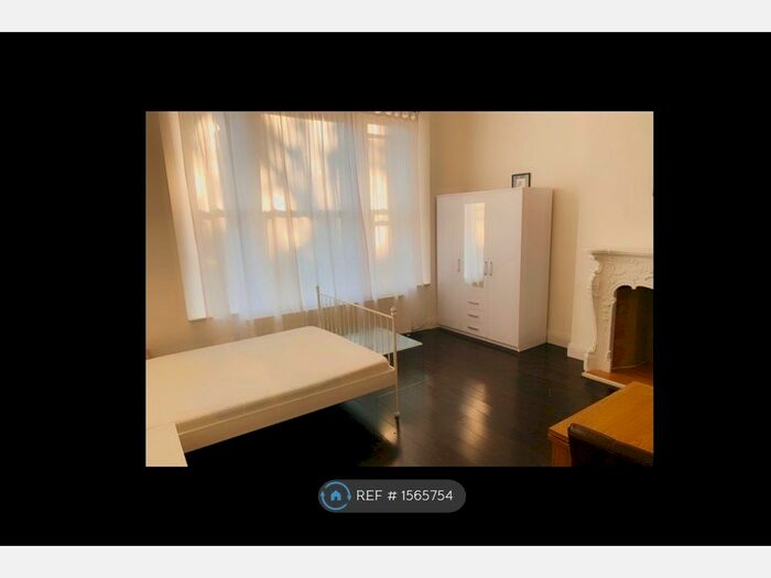 Studio To Rent In Wimborne Road, Bournemouth, BH2