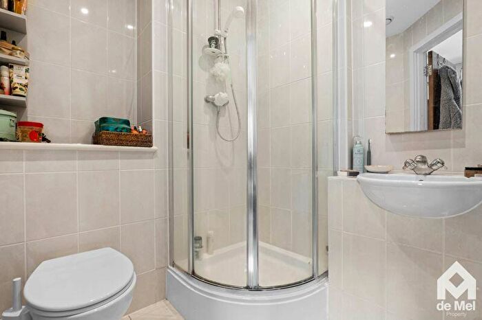 2 Bedroom Apartment For Sale In St James South, Jessop Avenue, Cheltenham, GL50