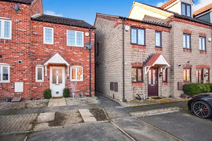 2 Bedroom End Terrace House For Sale In Barnard Meadows, Kirton Lindsey, DN21