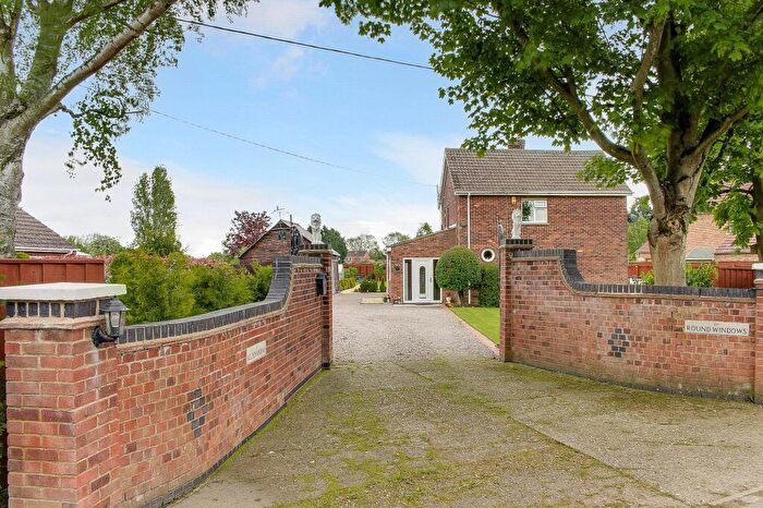 5 Bedroom Detached House For Sale In Salts Road, Walton Highway, PE14