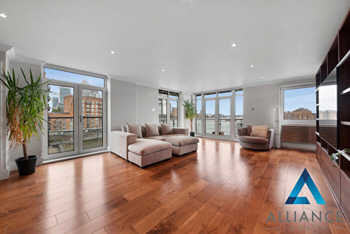 3 Bedroom Apartment To Rent In Dunbar Wharf, Narrow Street, E14
