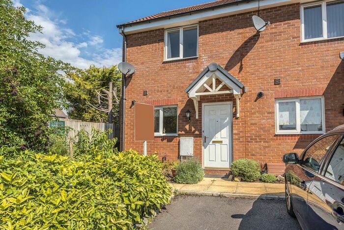 2 Bedroom Semi-Detached House To Rent In Trowbridge Close, SN2