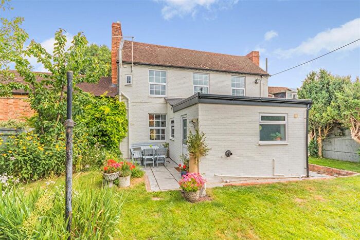3 Bedroom Cottage For Sale In Moorend, Hartpury, GL19