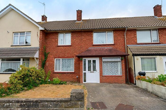 3 Bedroom Terraced House For Sale In Beaufort Road, Downend, Bristol, BS16