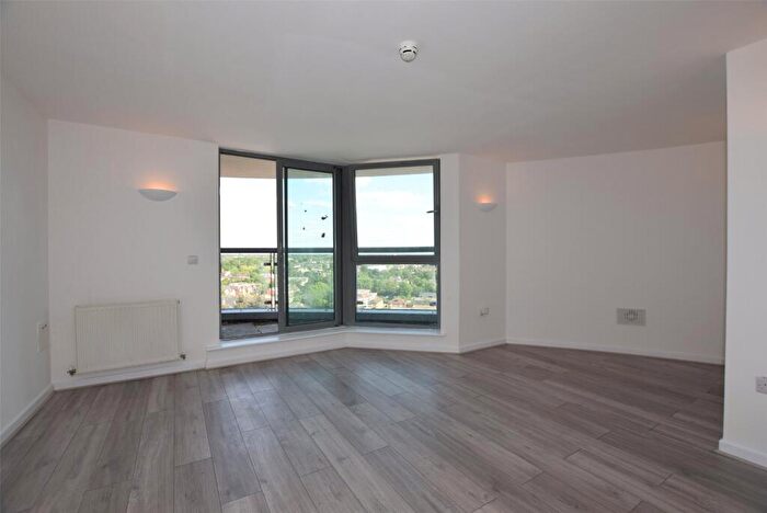 2 Bedroom Apartment To Rent In Mercury Gardens, Romford, RM1