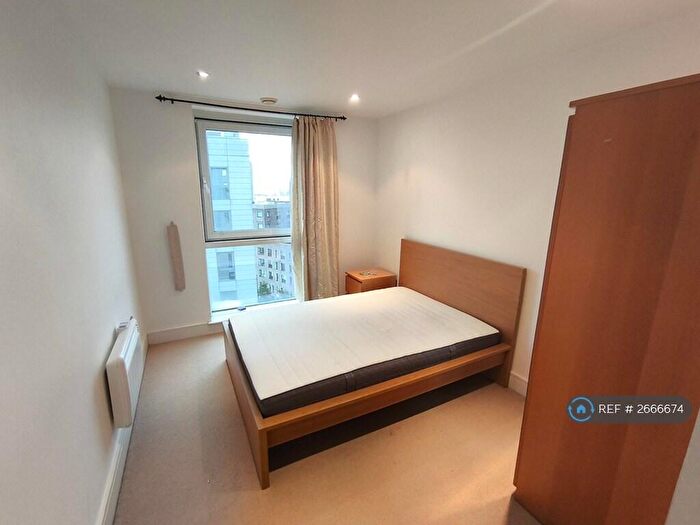 1 Bedroom Flat To Rent In Wharfside Point South, London, E14