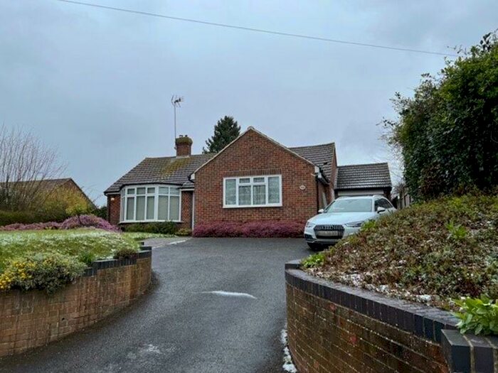 3 Bedroom Detached Bungalow To Rent In Old Dover Road, Canterbury, CT1