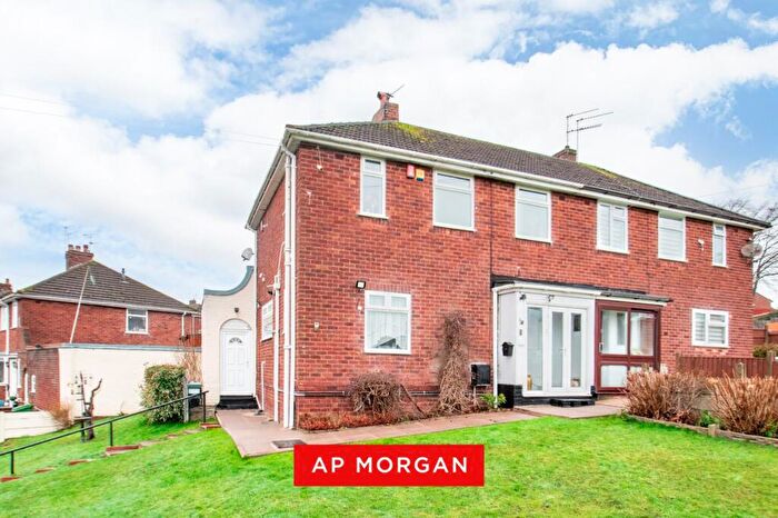 3 Bedroom Semi Detached House For Sale In Abbey Road, Halesowen, West Midlands, B63