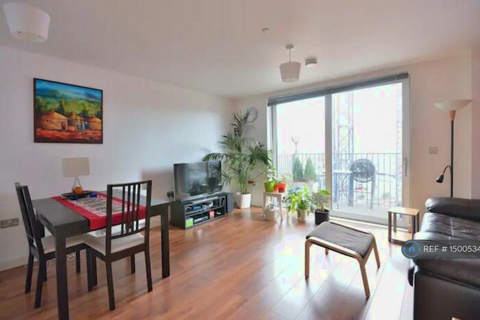 1 Bedroom Flat To Rent In Aquarelle House, London, EC1V