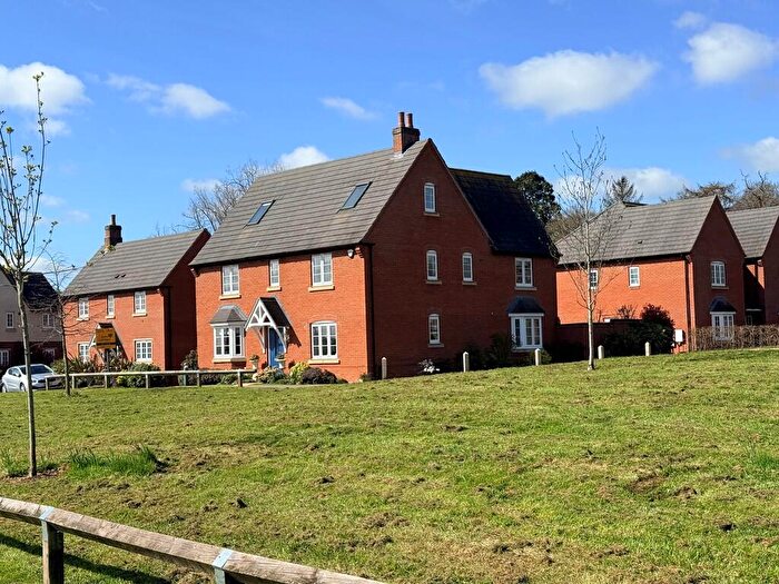 5 Bedroom Detached House For Sale In East Lawn Drive, Doveridge, DE6