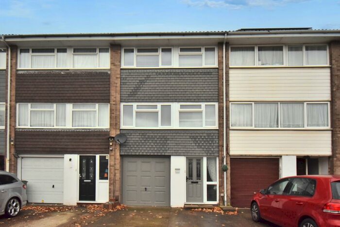 4 Bedroom Town House To Rent In Goldsel Road Swanley, BR8