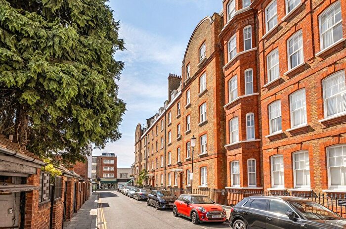1 Bedroom Flat For Sale In Warwick Chambers, Pater Street, Kensington, London, W8