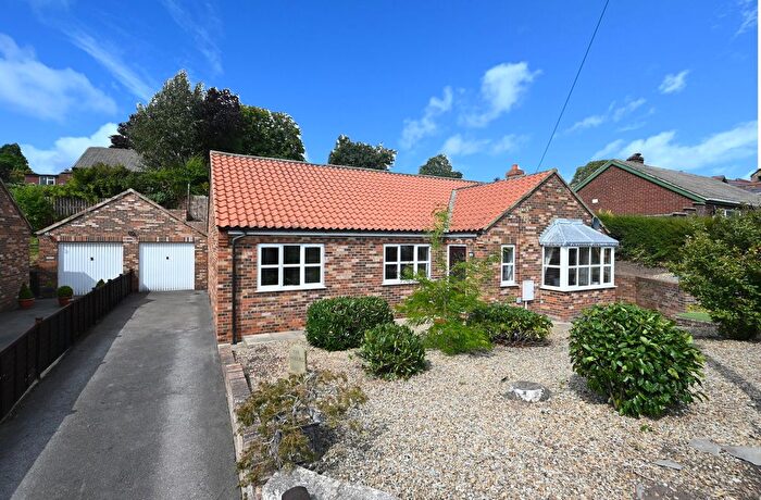 3 Bedroom Bungalow To Rent In Copt Hewick, Ripon, HG4