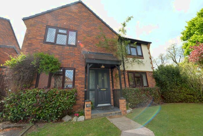 4 Bedroom Detached House To Rent In Hodder Close, Chandler's Ford, SO53