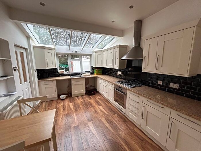 2 Bedroom Semi-Detached Bungalow To Rent In Manor Park Drive, Harrow, HA2